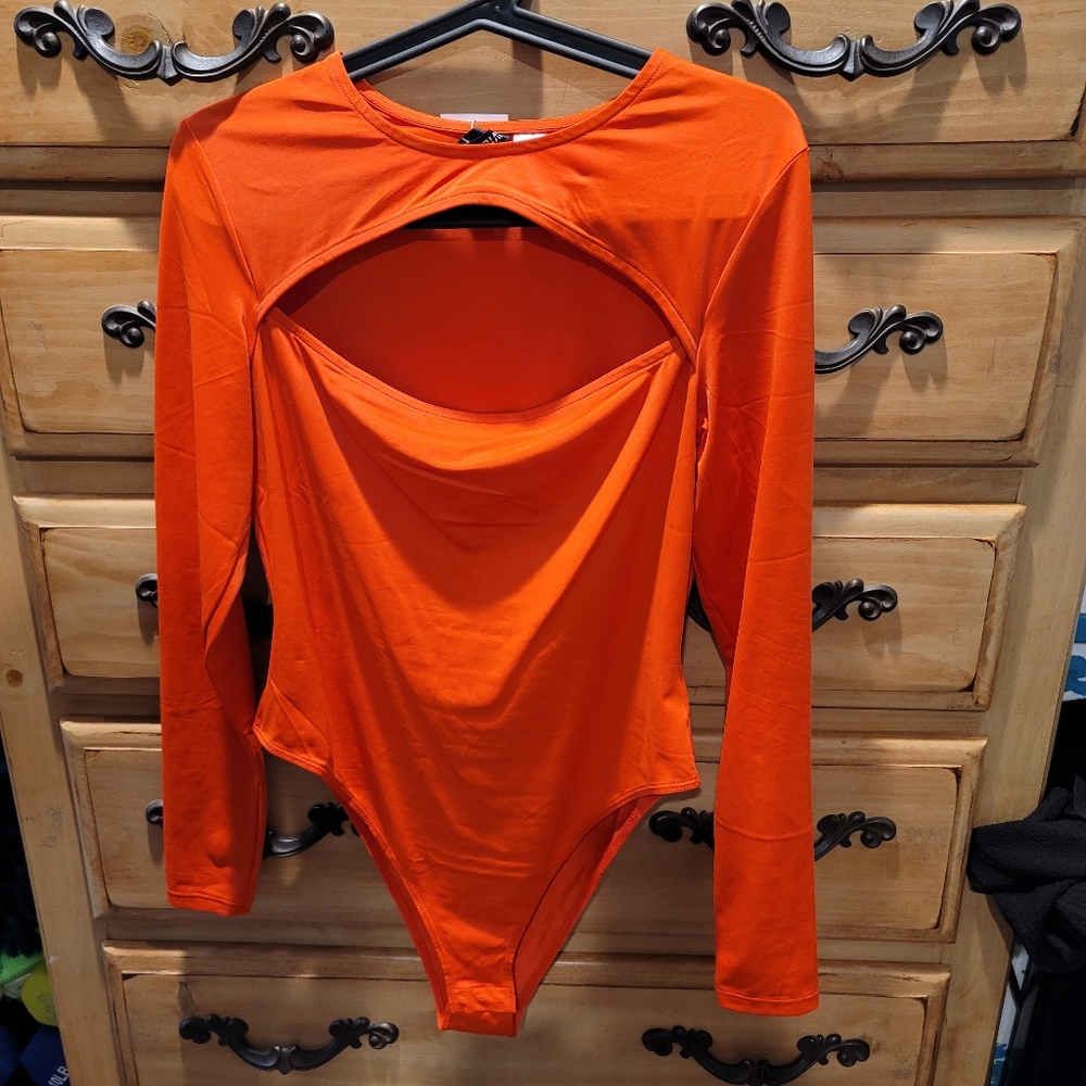 Divided H&M front cut out bodysuit